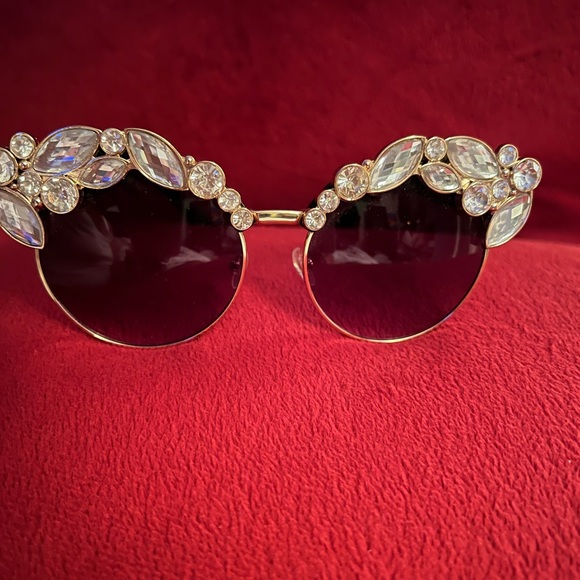 Accessories - Bejeweled sunglasses in good used condition